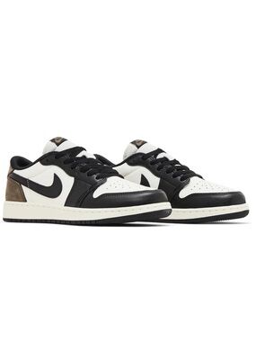 Nike Air Jordan 1 Low OG “Mocha”Youth Size 7